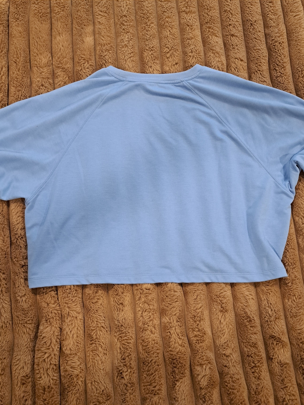 DKNY Sport Long Sleeve Crew Neck Slight Crop Solid Womens Top Light Blue Large - Picture 8 of 8